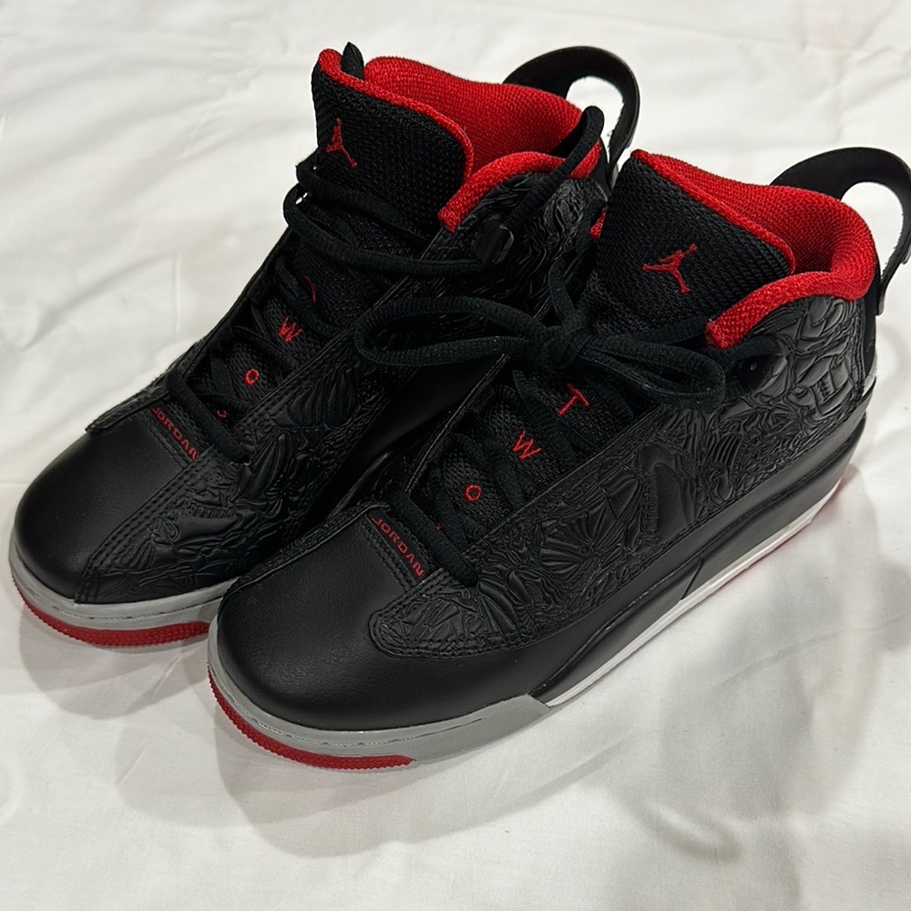 Jordan Kids Black and Red Sneakers